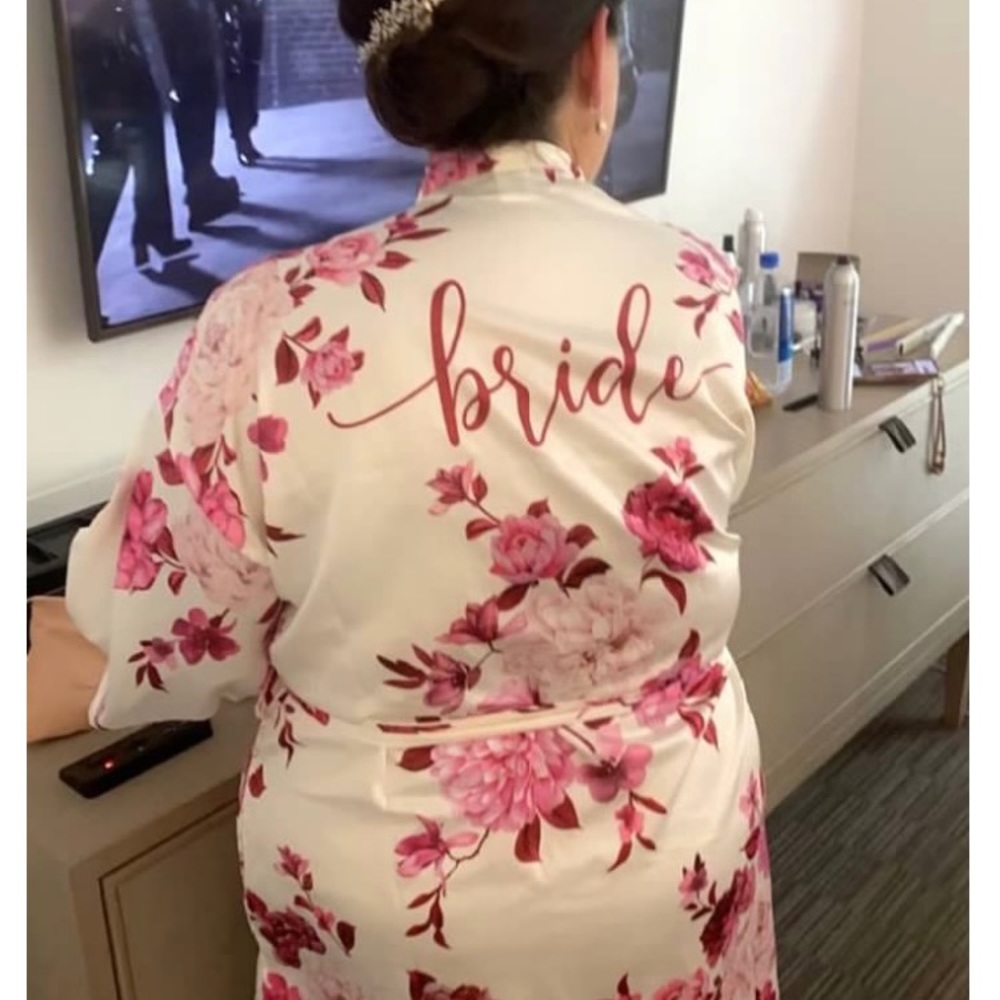 Icing bride robe size L/XL